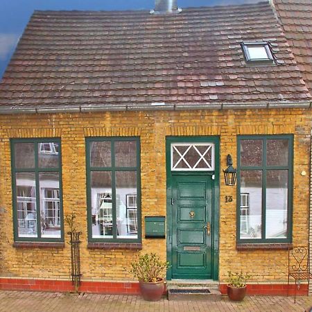 Friedrichstadtnixe, Meerchenhaftes Haus Mit Sauna Esterno foto