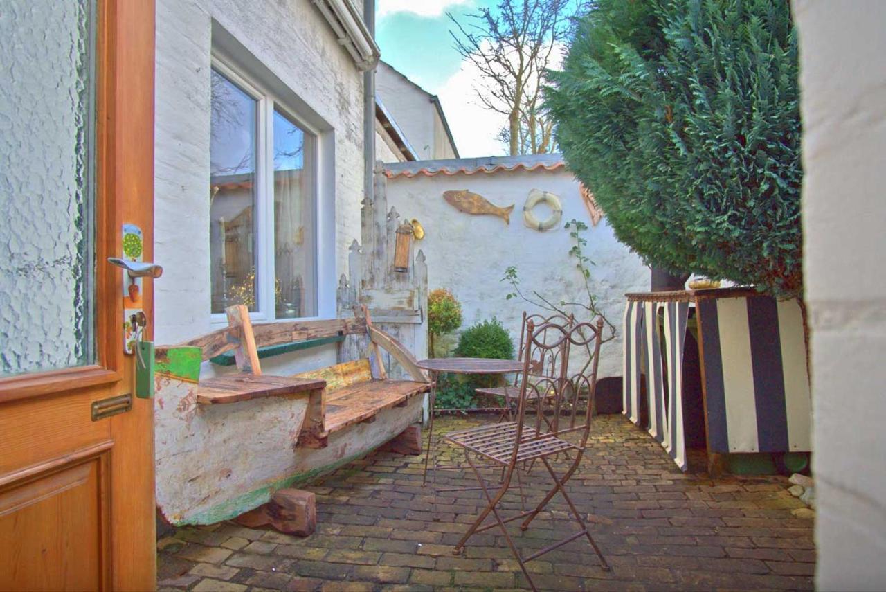 Friedrichstadtnixe, Meerchenhaftes Haus Mit Sauna Esterno foto